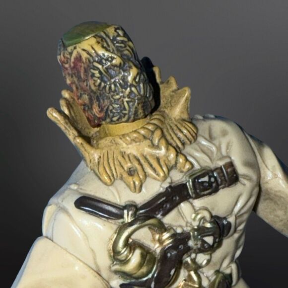 2005 SCARECROW Batman EVIL Villain DARK KNIGHT Action Figure DC Comics 5” A20 - Picture 5 of 10